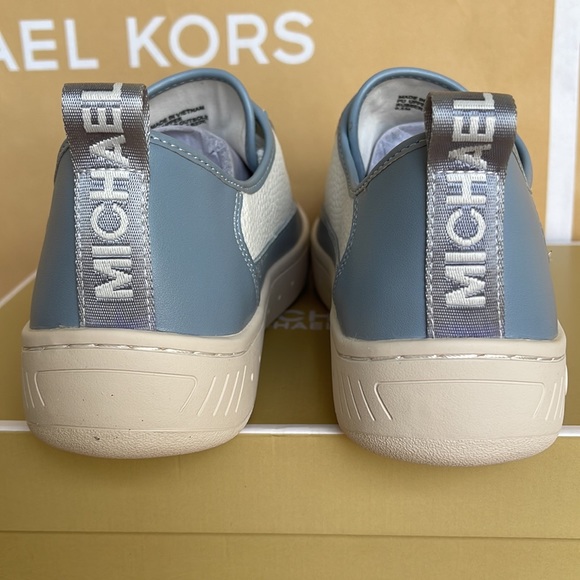 MICHAEL KORS SHEA LACE UP
FAUX LEATHER
49F3SHFS1L
PALE BLUE NEW - Picture 14 of 16